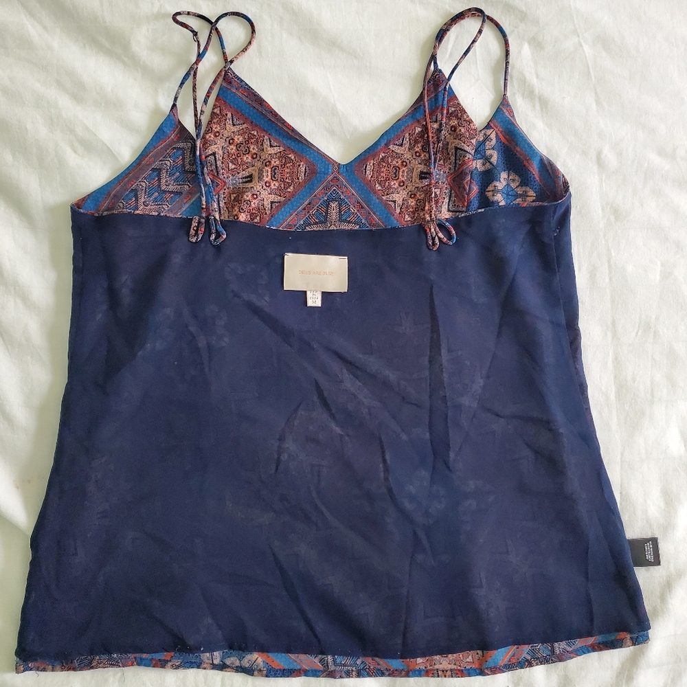 Great Summer Top!!  Skies are Blue, Medium, Tank, Spaghetti Strap - Picture 3 of 7